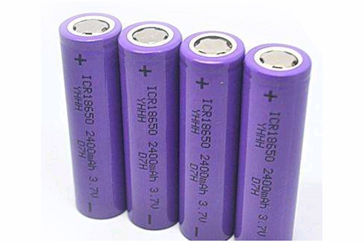 Are AA batteries the same as 18650?